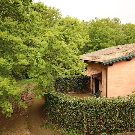 阿格里图丽斯莫特努塔蒙特拉瓜迪亚酒店 Castel Giuliano 外观 照片