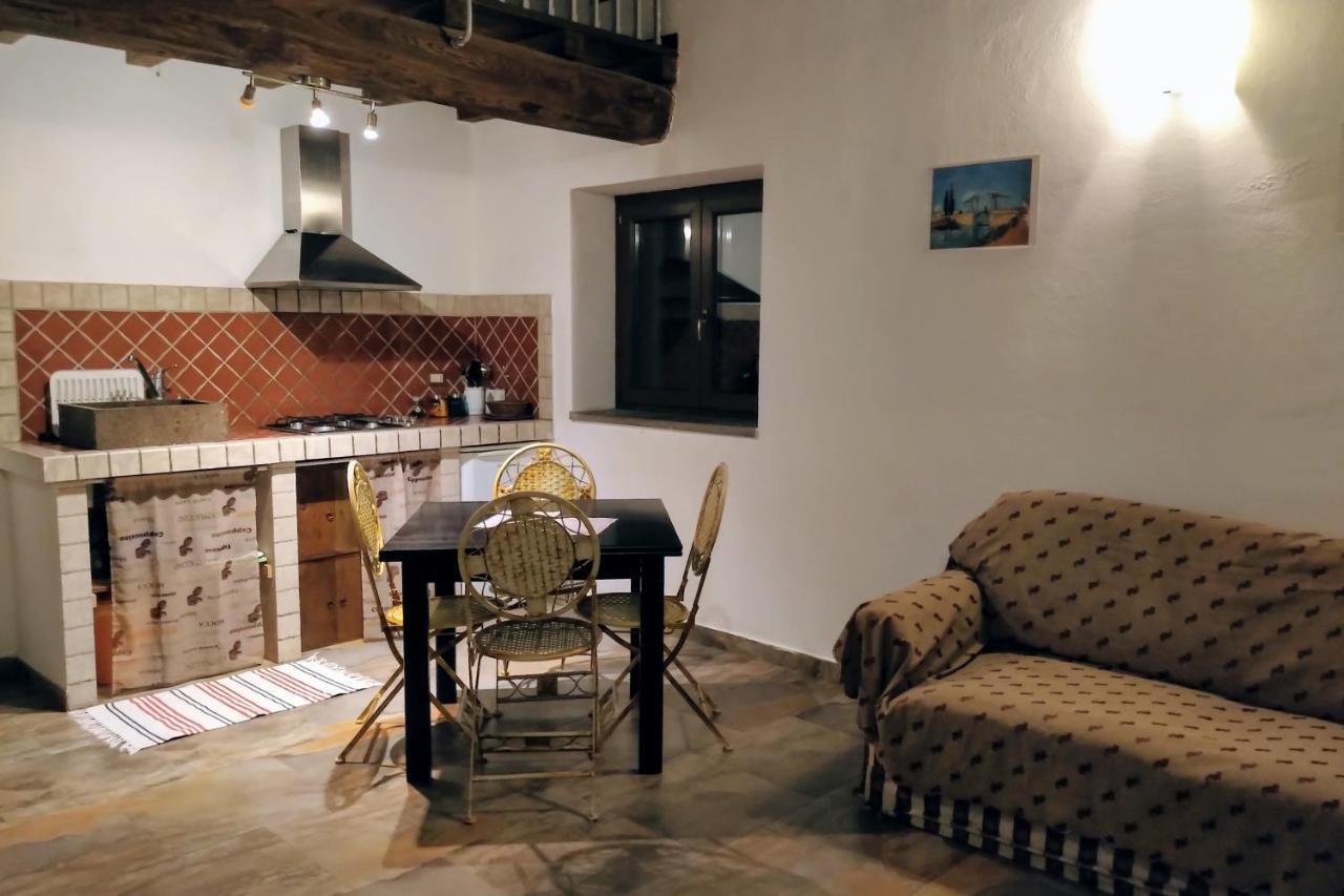 阿格里图丽斯莫特努塔蒙特拉瓜迪亚酒店 Castel Giuliano 外观 照片